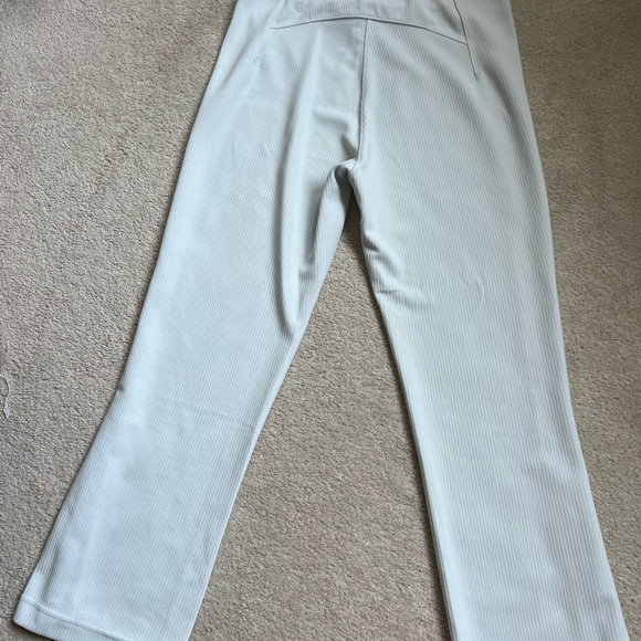 Lululemon Ribbed softstreme zip-leg high-rise cropped pant 25” Size 8 - Picture 3 of 5